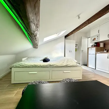 Chez Lolemo Apartamento *